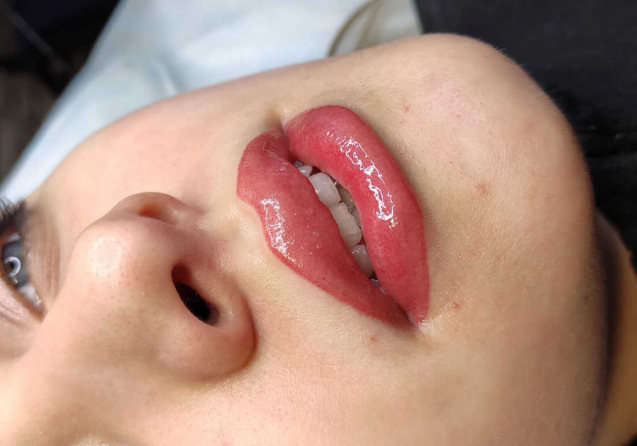 Татуаж губ Николаев 59